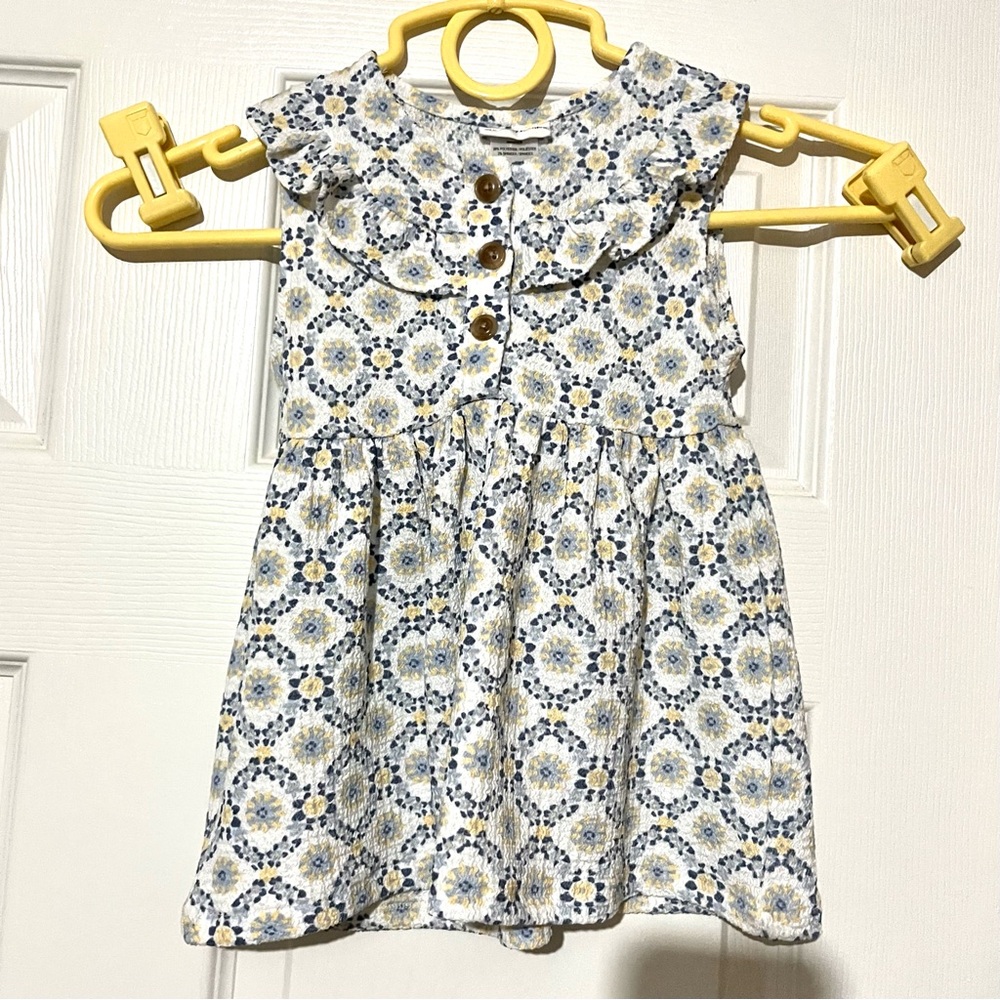 Daisy Fuentes Girls colorful Dress Size 24 months